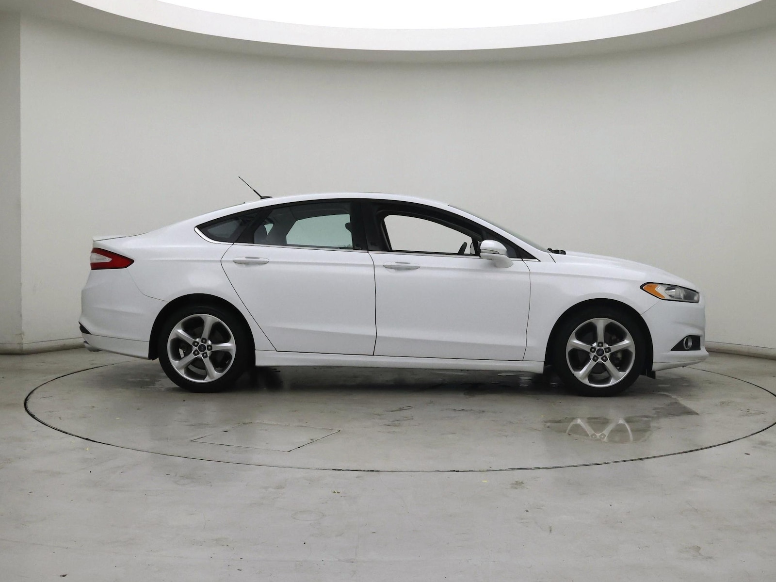 2014 Ford Fusion SE - Photo 8