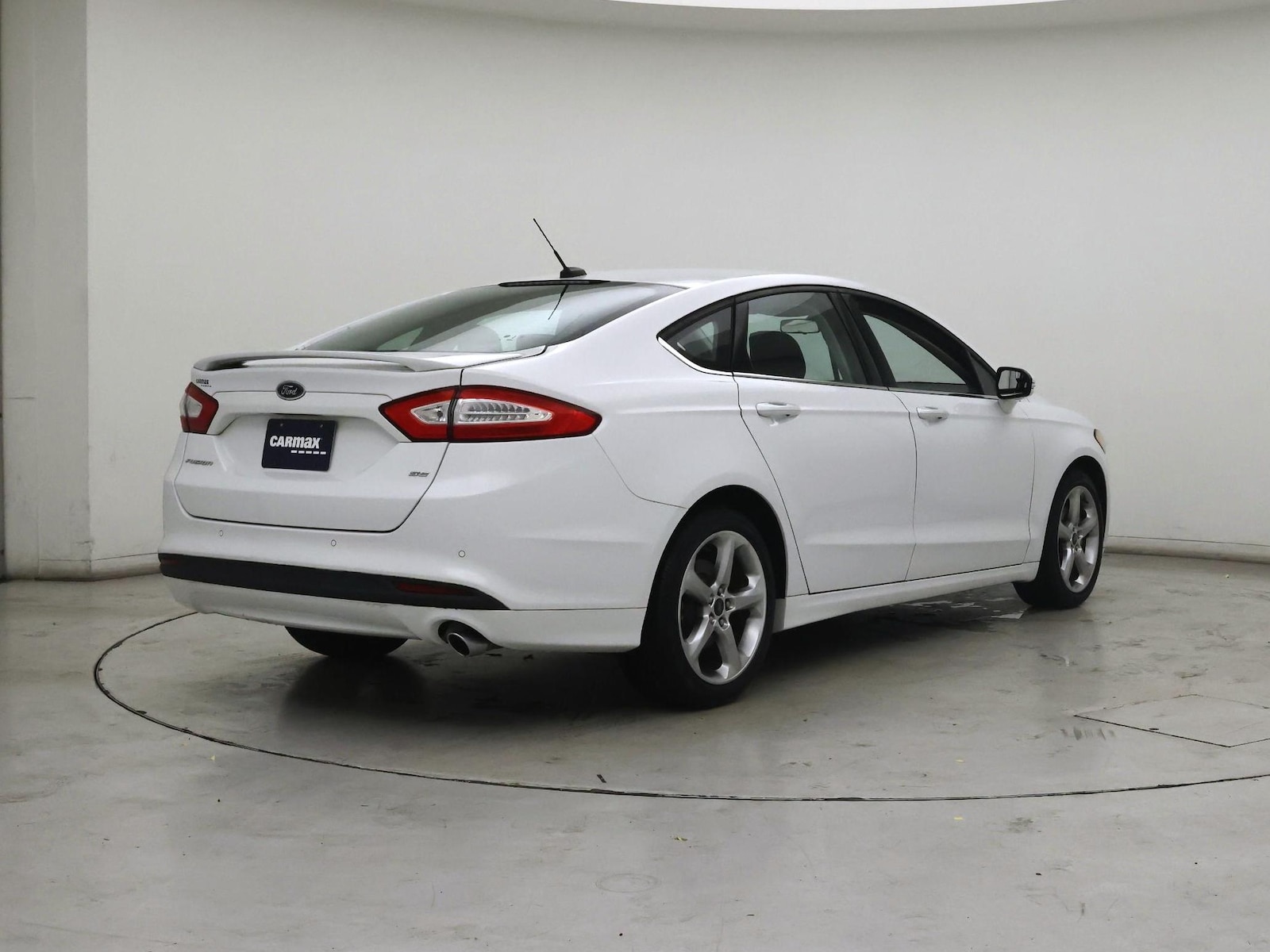 2014 Ford Fusion SE - Photo 9