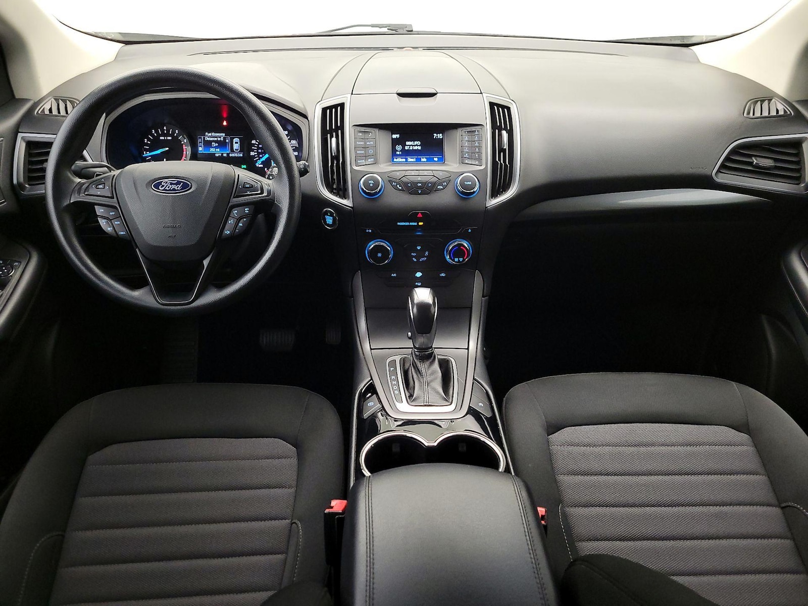 2018 Ford Edge SE - Photo 10