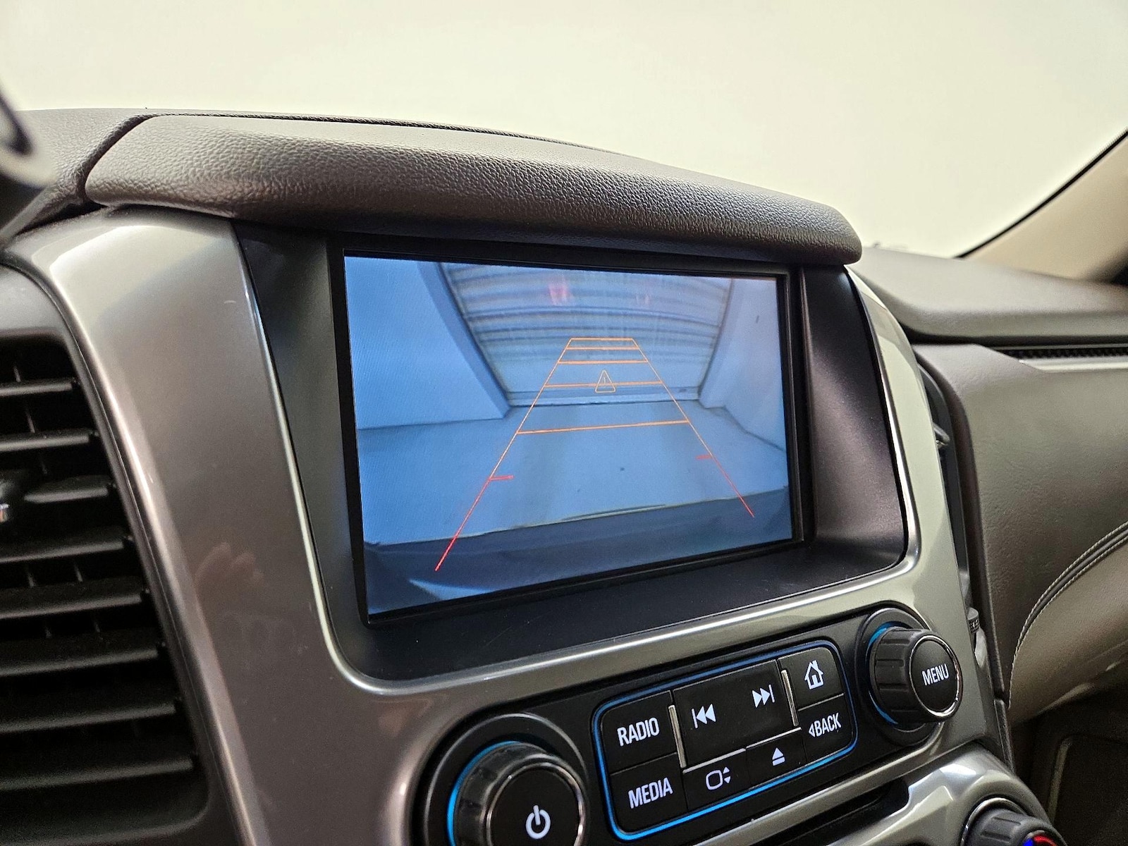 2015 Chevrolet Tahoe LTZ - Photo 15