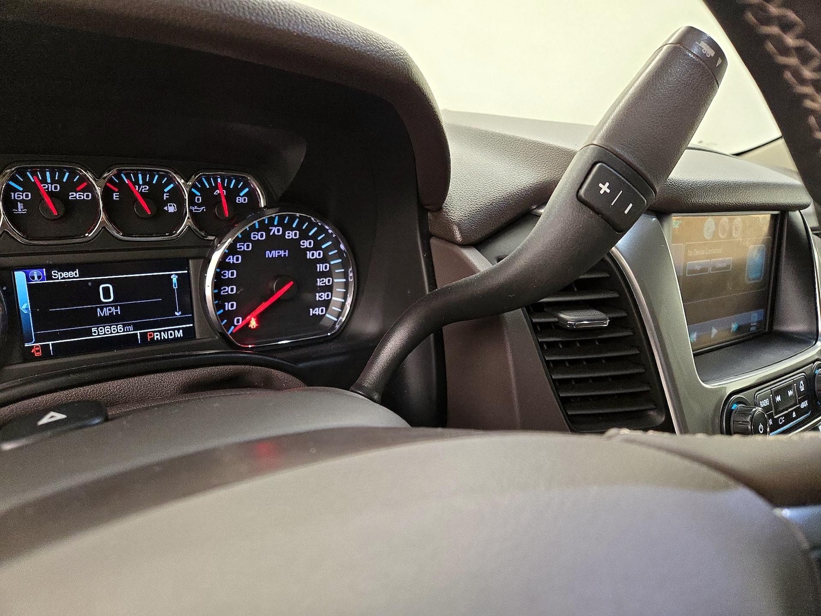 2015 Chevrolet Tahoe LTZ - Photo 18