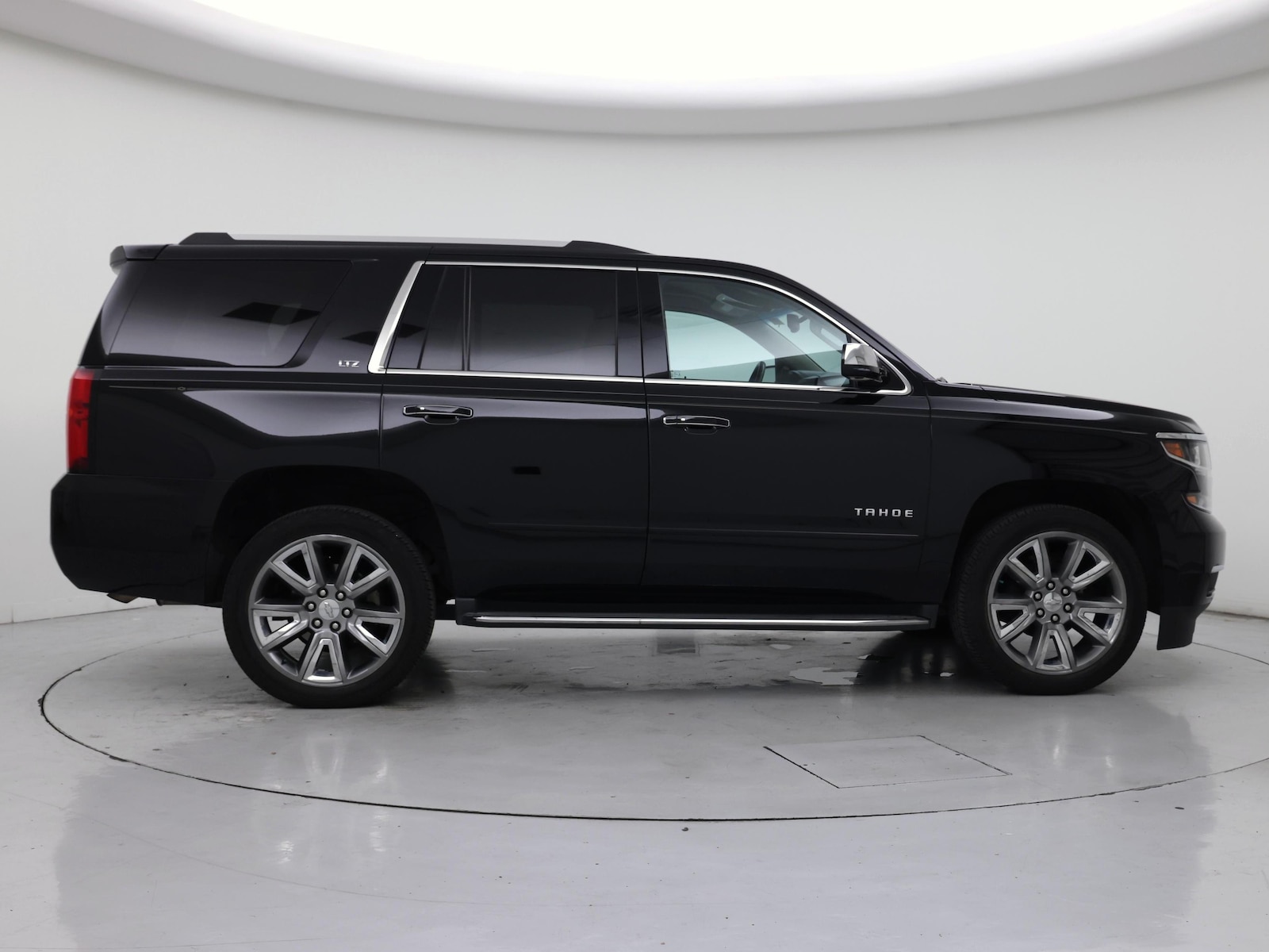 2015 Chevrolet Tahoe LTZ - Photo 8