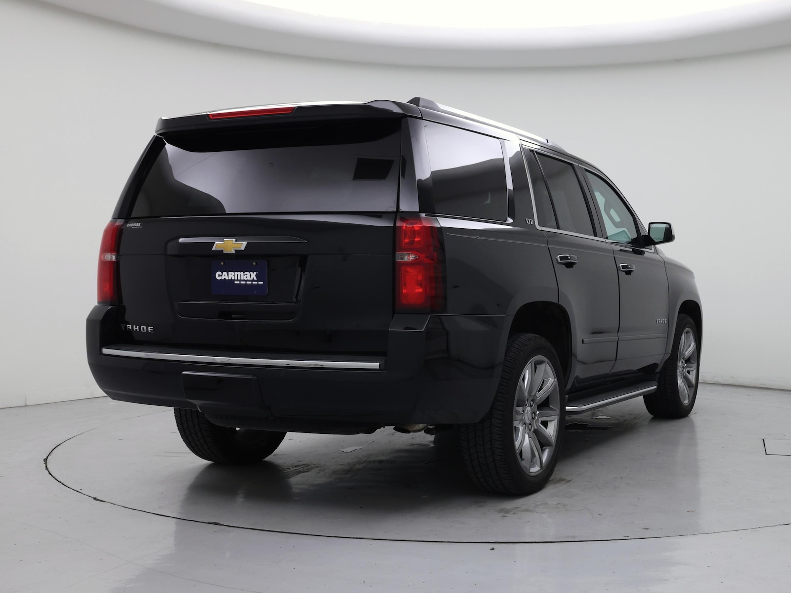 2015 Chevrolet Tahoe LTZ - Photo 9