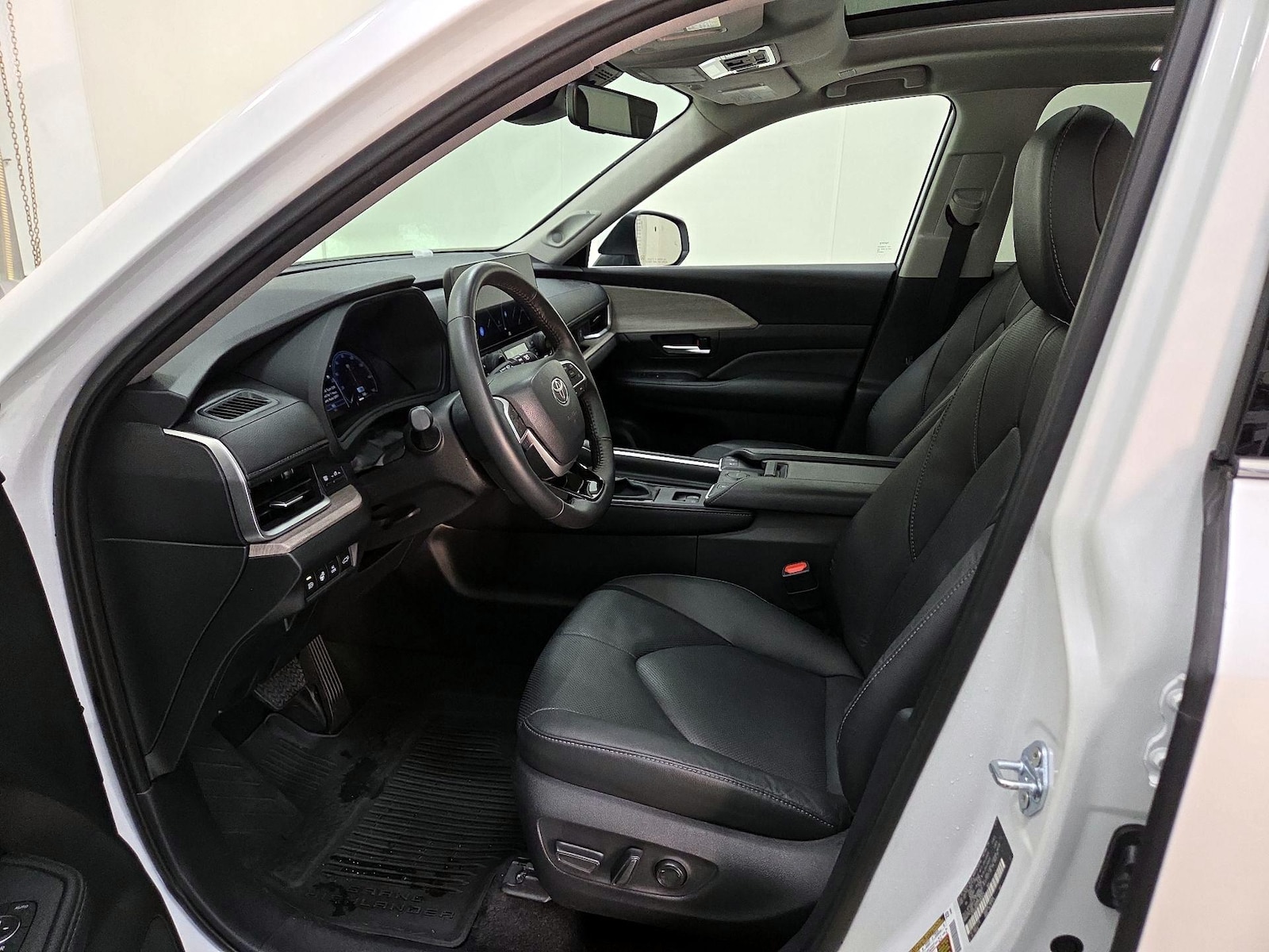 2026 Toyota Grand Highlander Limited - Photo 12