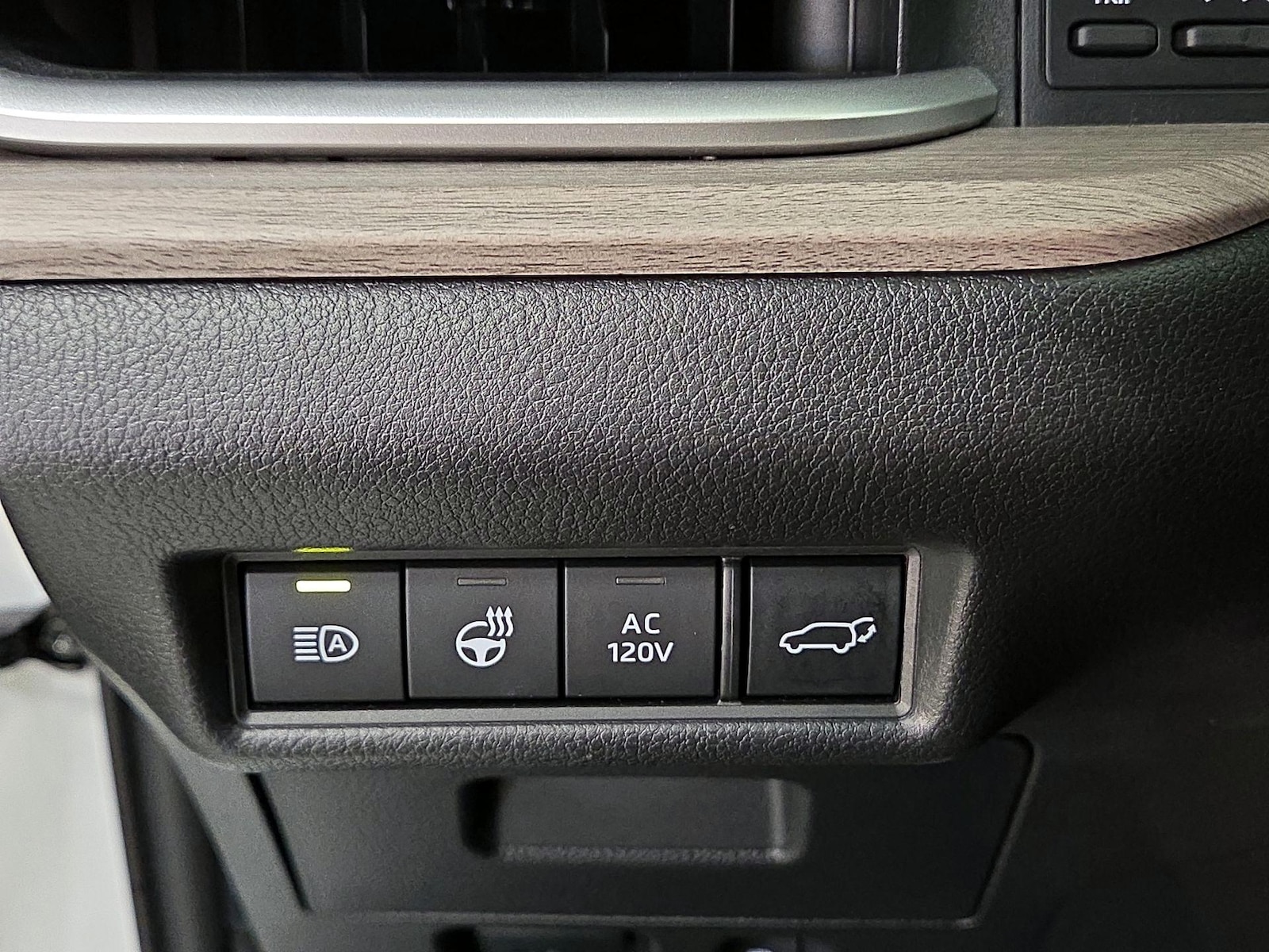 2026 Toyota Grand Highlander Limited - Photo 14