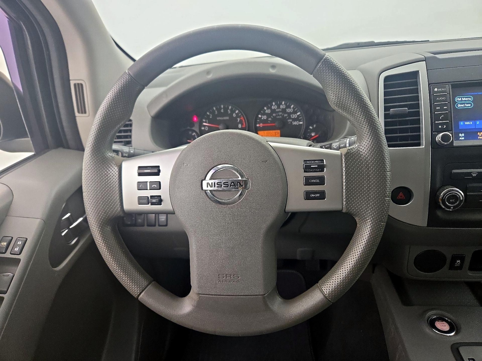 2021 Nissan Frontier SV - Photo 11