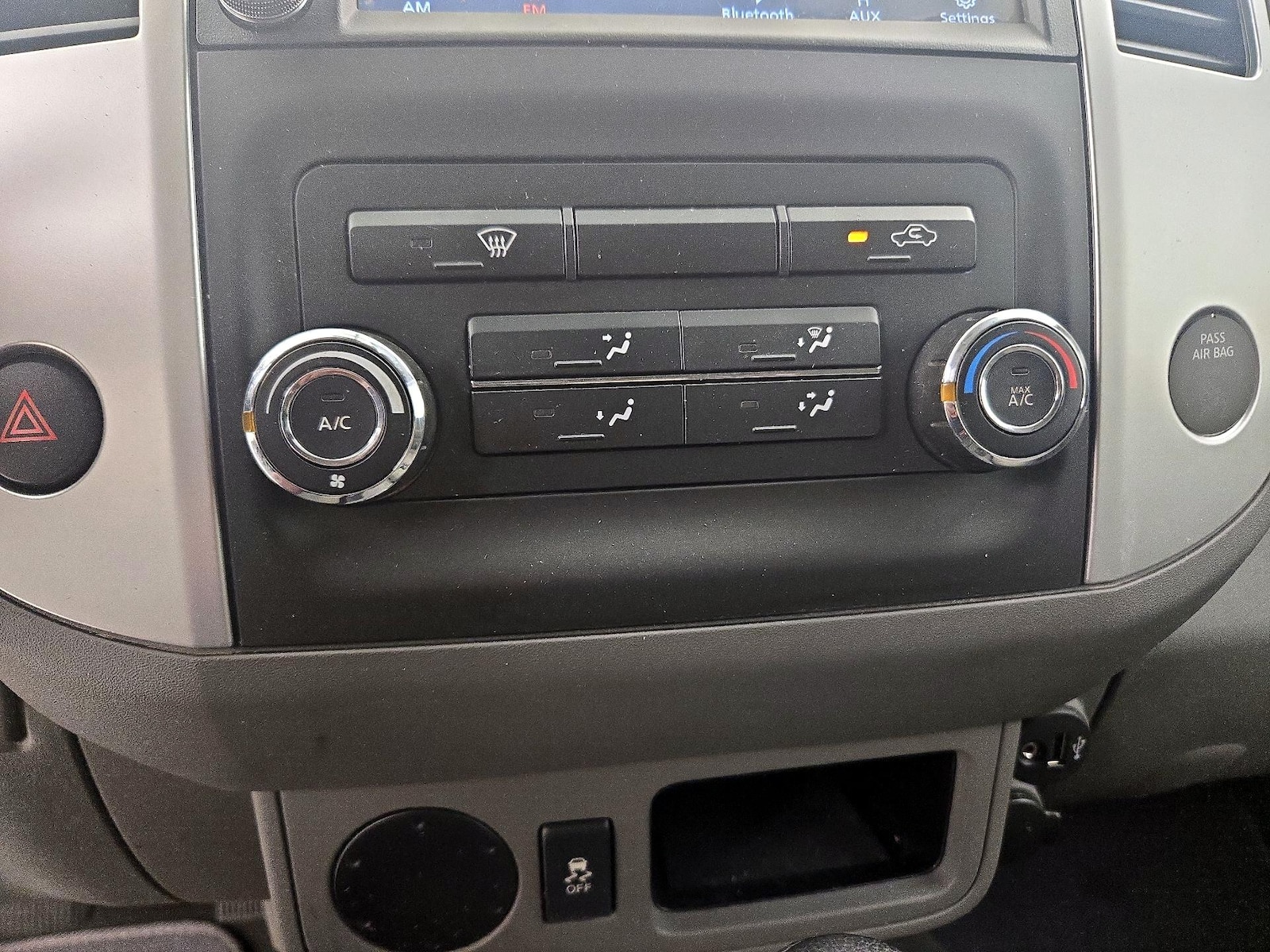 2021 Nissan Frontier SV - Photo 17