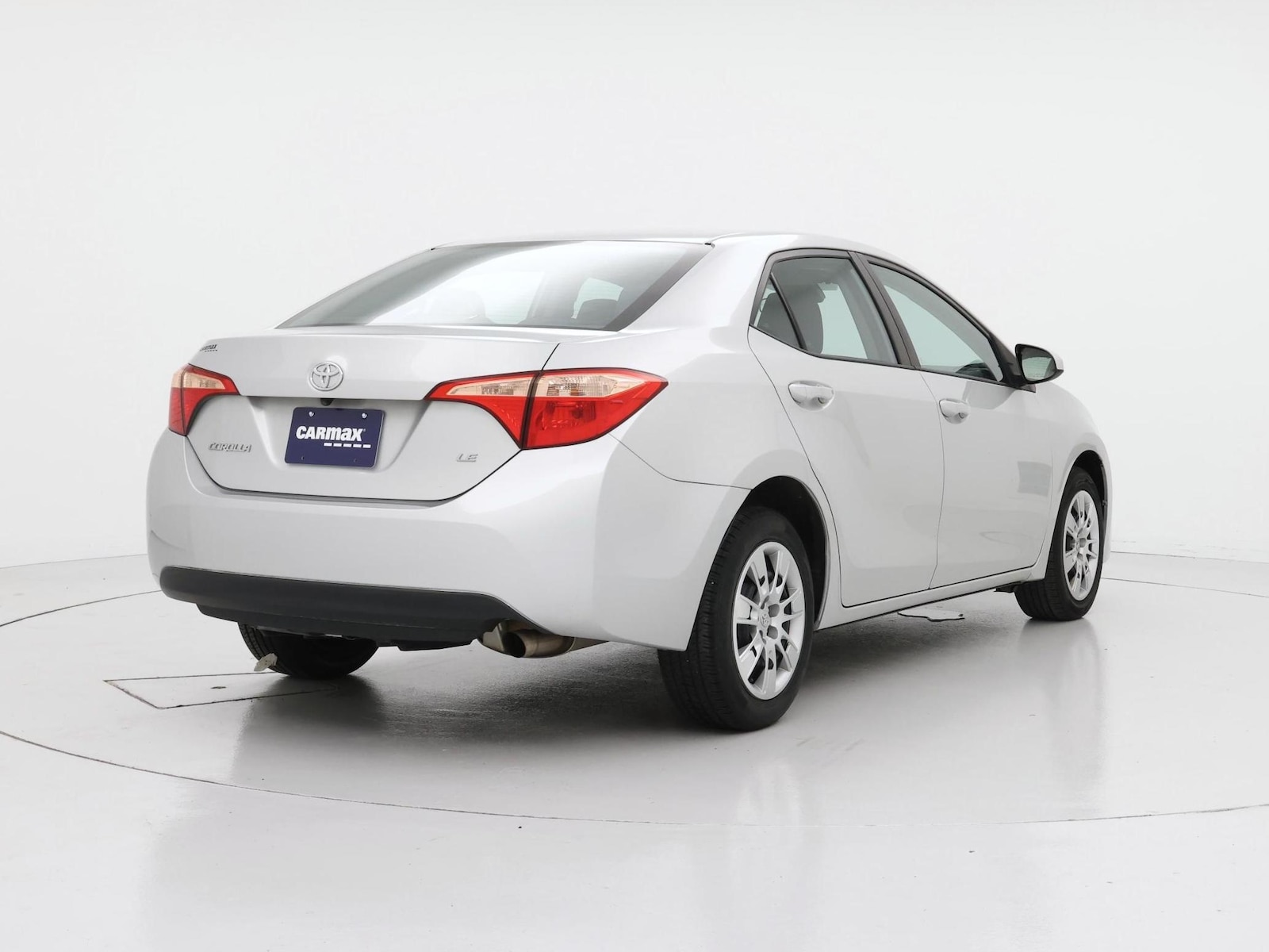 2019 Toyota Corolla LE - Photo 9