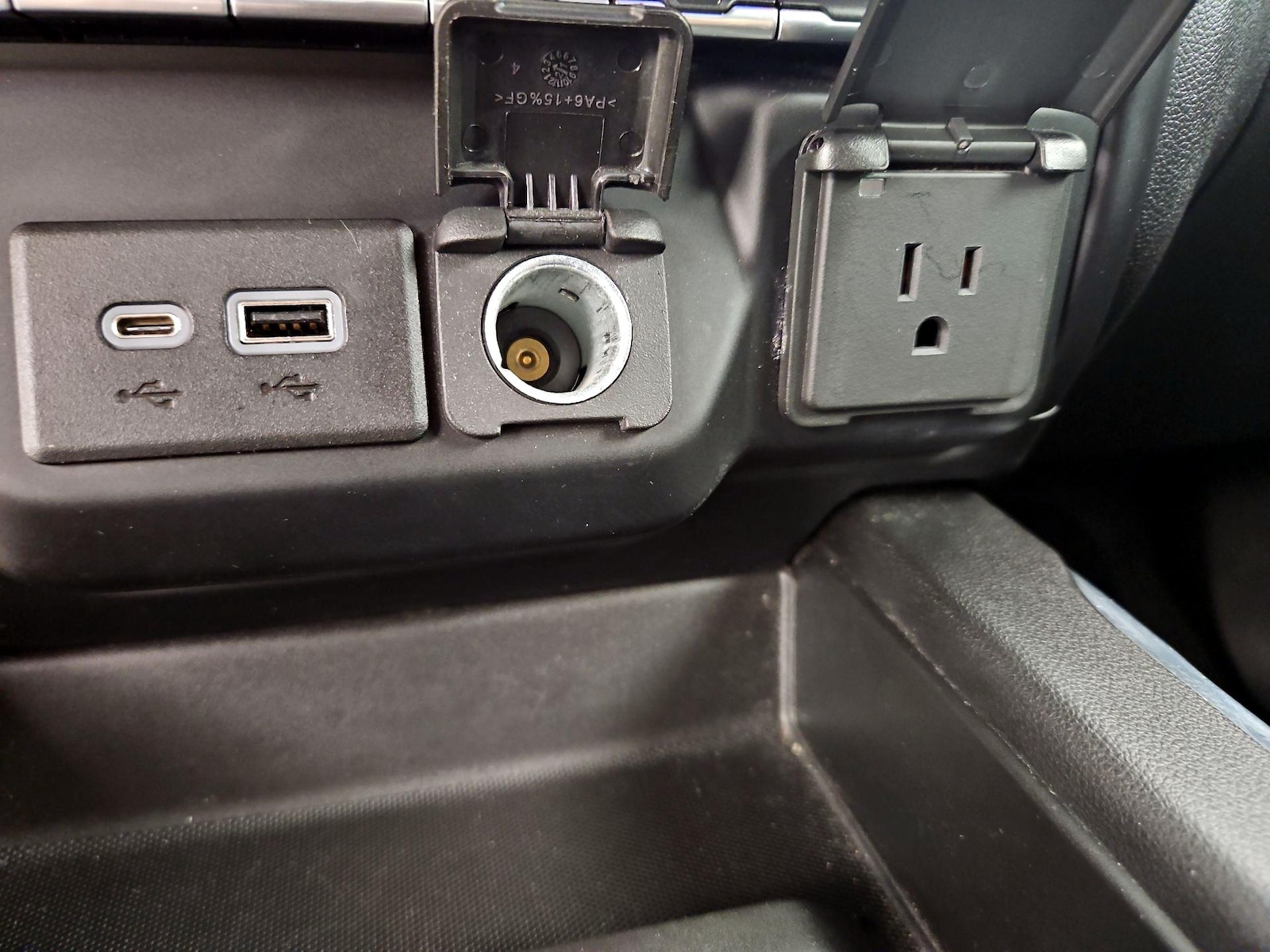 2022 GMC Sierra 1500 Limited SLT - Photo 19