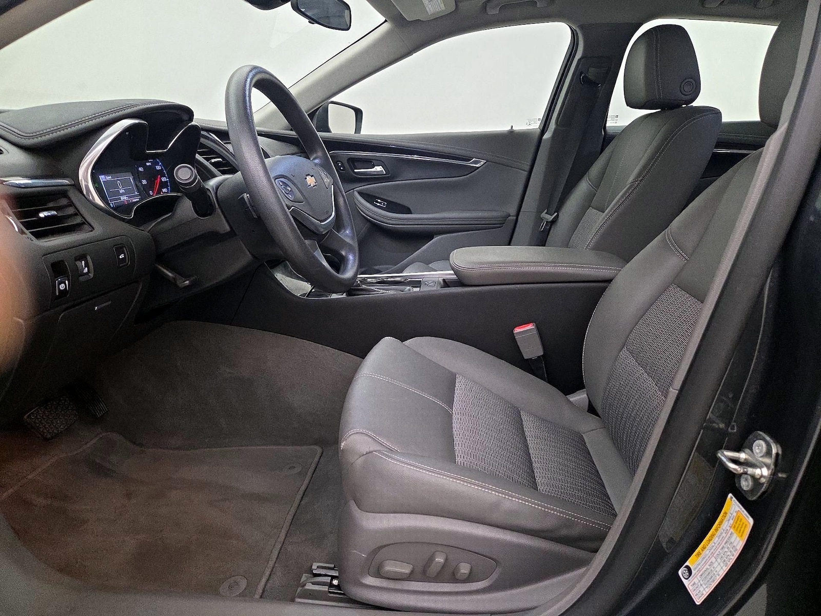 Power Seat(s) & Side Airbags