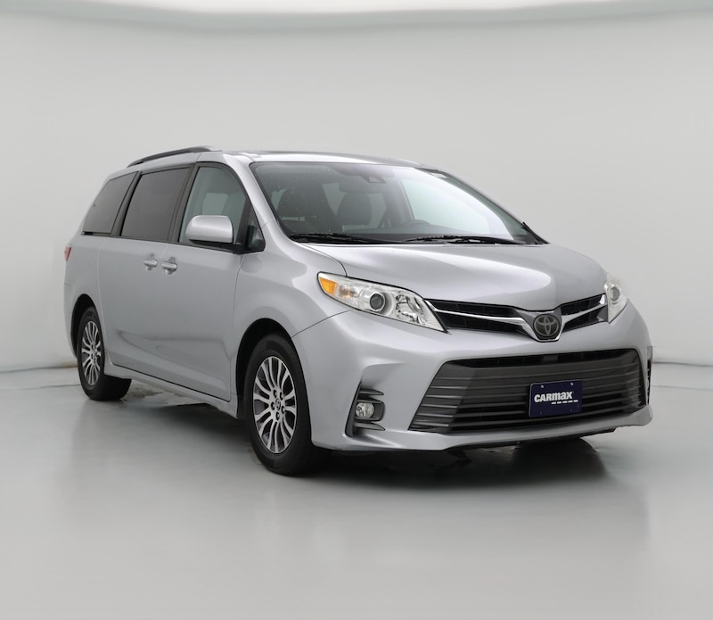 2020 Toyota Sienna XLE