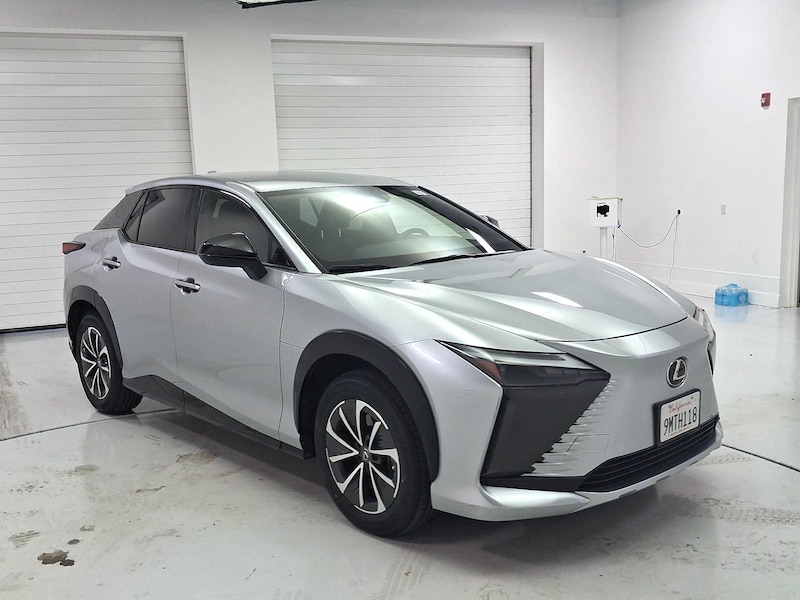 2024 Lexus RZ 300e Premium