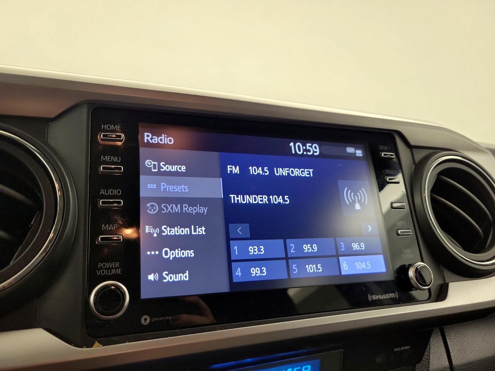 2023 Toyota Tacoma SR5 - Photo 16