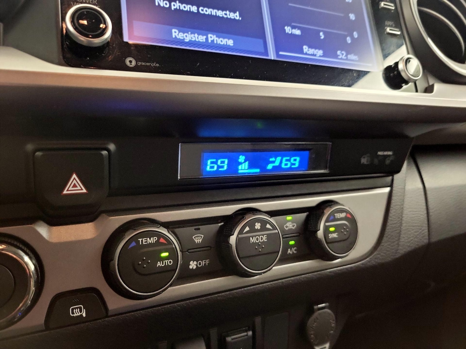 2023 Toyota Tacoma SR5 - Photo 17