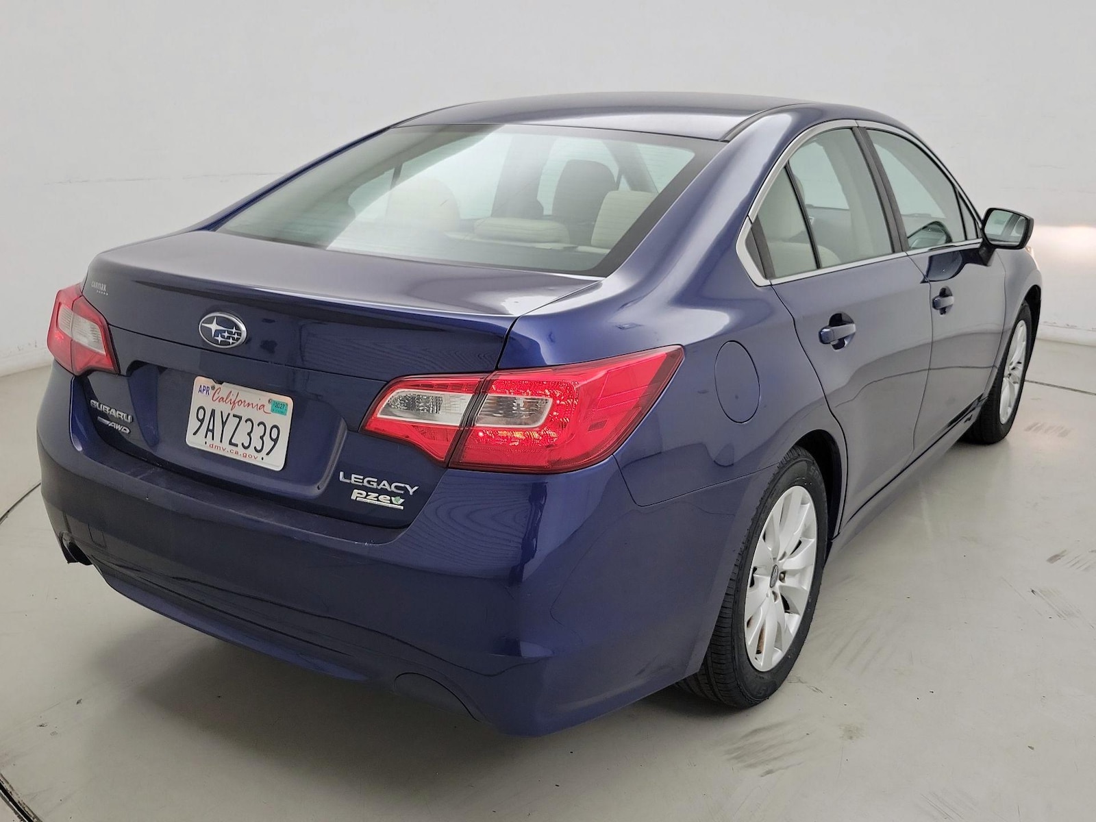 2017 Subaru Legacy Base - Photo 5