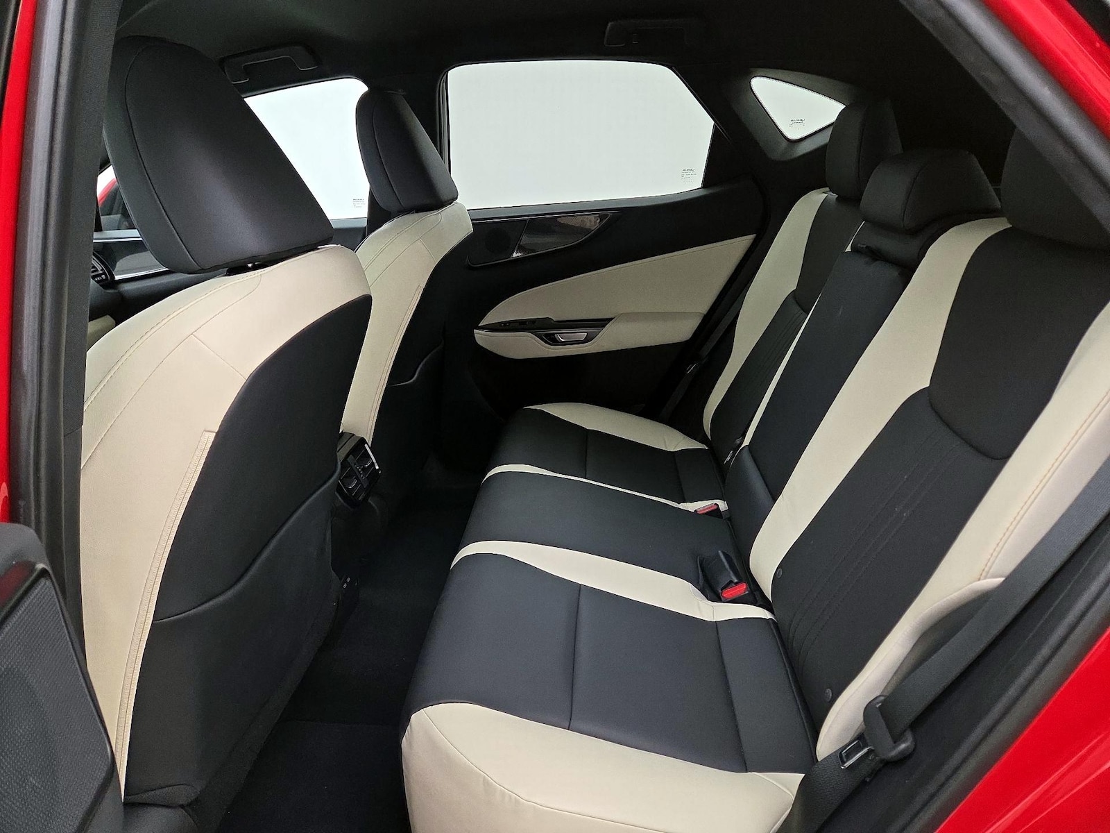 2024 Lexus NX 250 - Photo 20