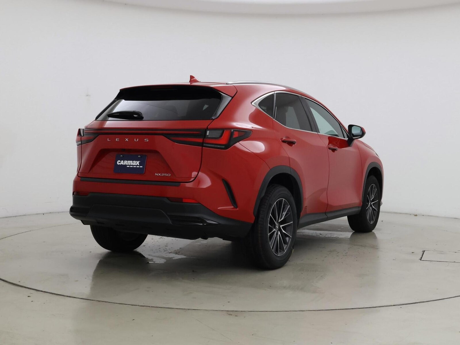 2024 Lexus NX 250 - Photo 9