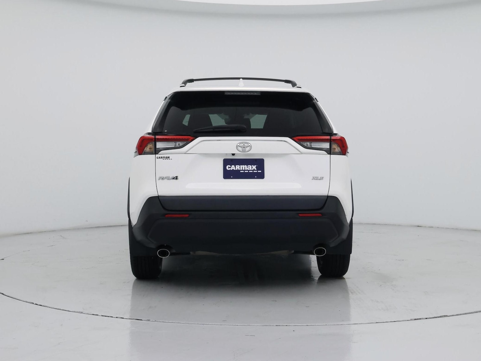 2022 Toyota RAV4 XLE - Photo 7
