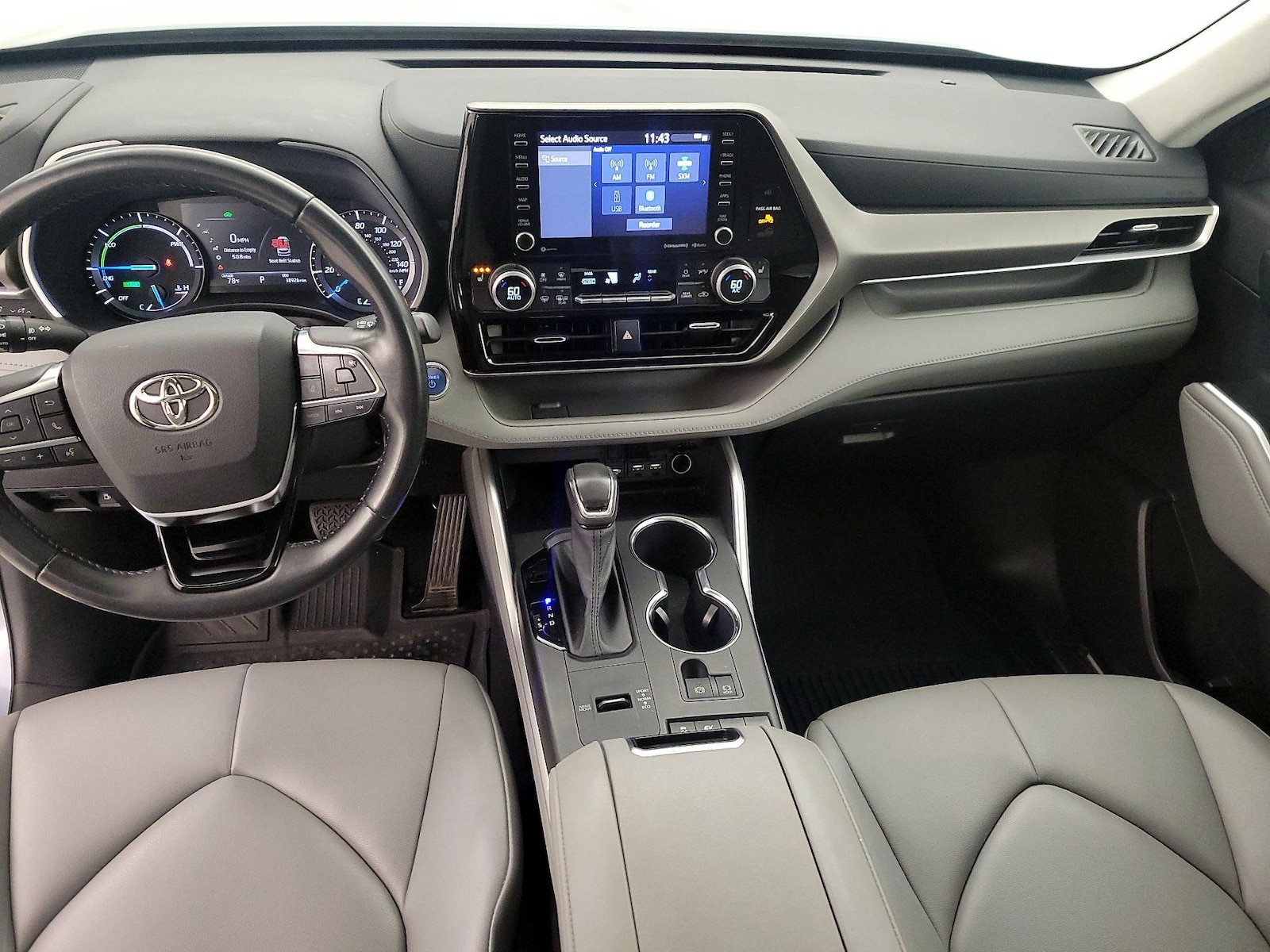 2021 Toyota Highlander XLE - Photo 10