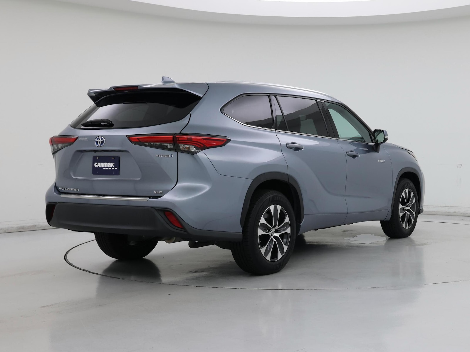 2021 Toyota Highlander XLE - Photo 9
