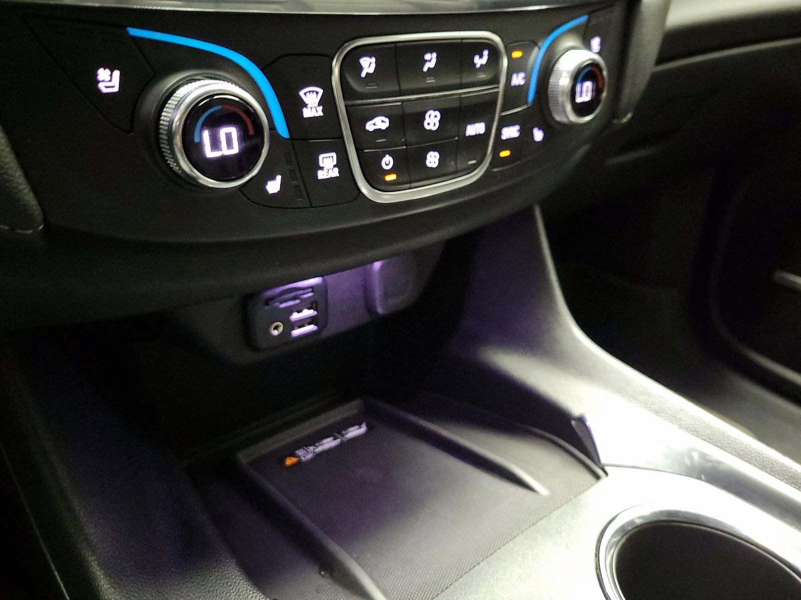 2023 Chevrolet Traverse Premier - Photo 17