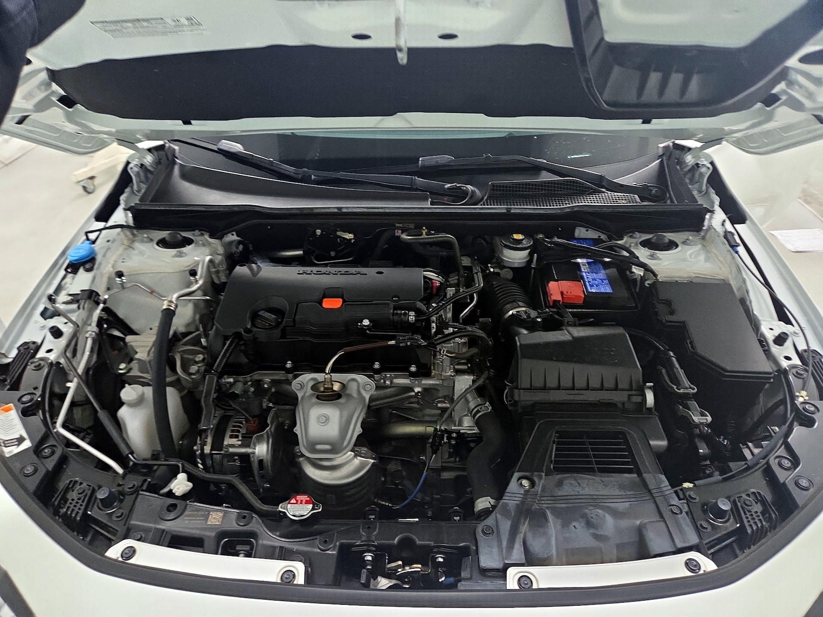 2024 Honda Civic Sport - Photo 18