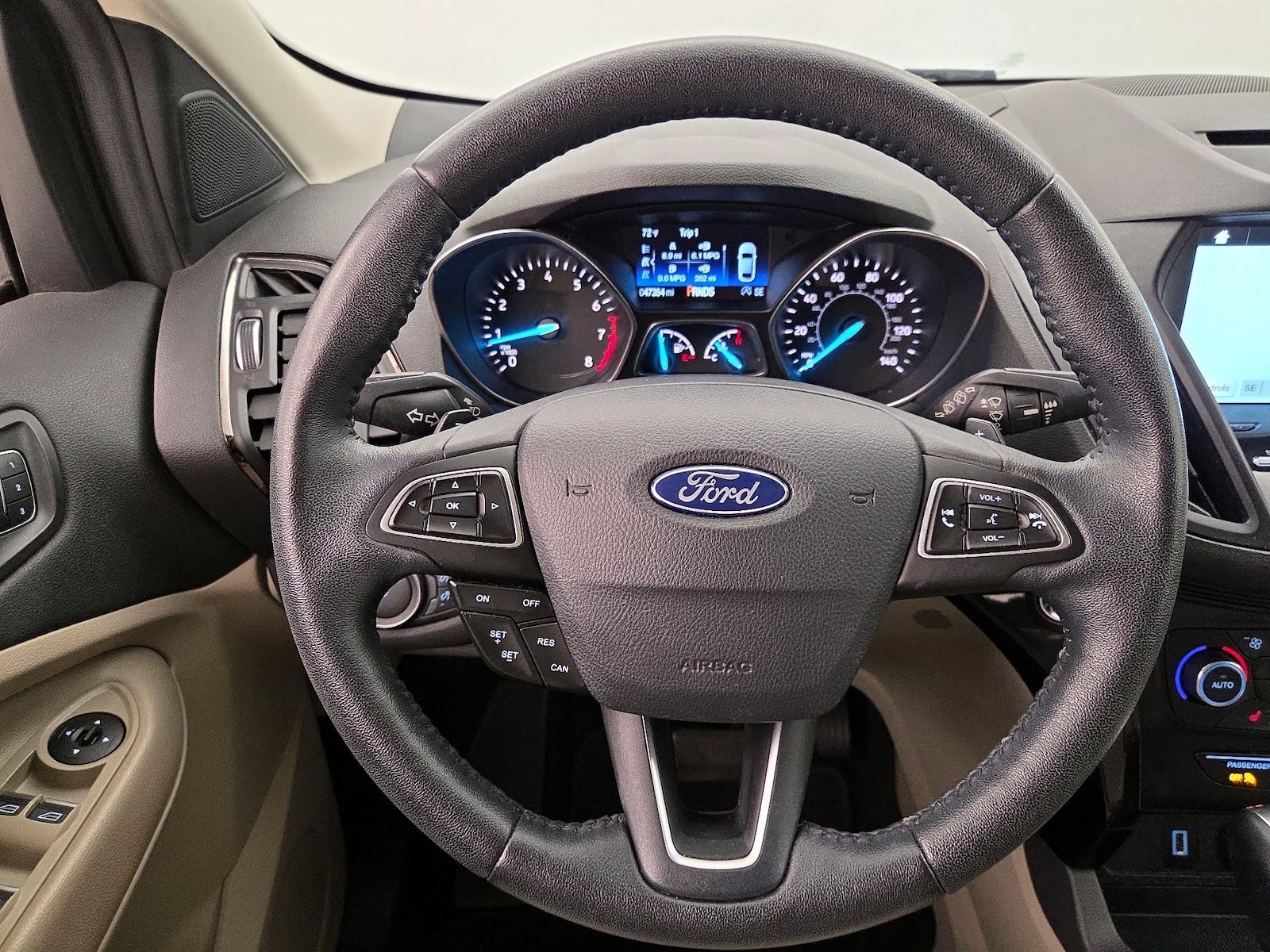 2017 Ford Escape Titanium - Photo 11