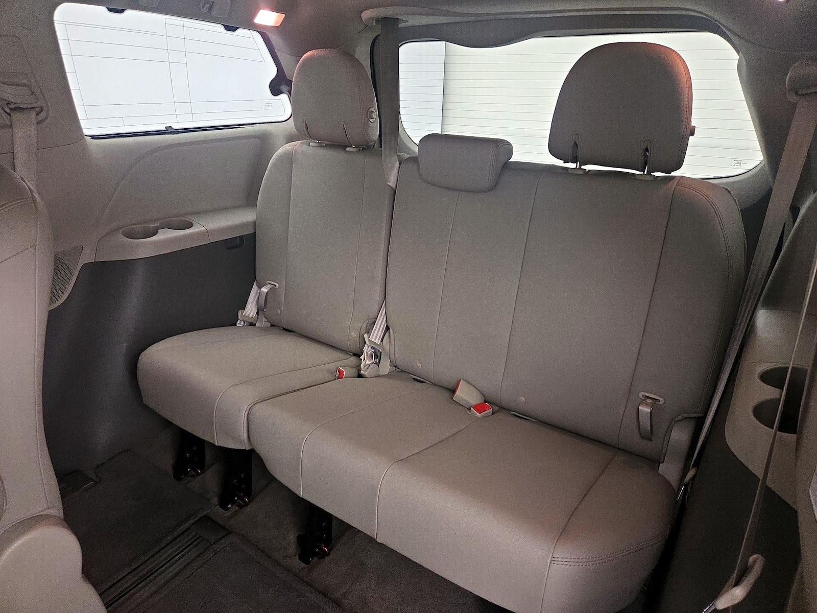 2015 Toyota Sienna XLE Premium - Photo 23