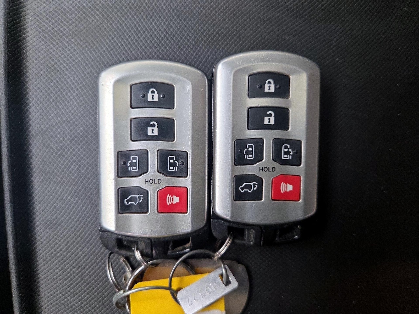 2015 Toyota Sienna XLE Premium - Photo 28