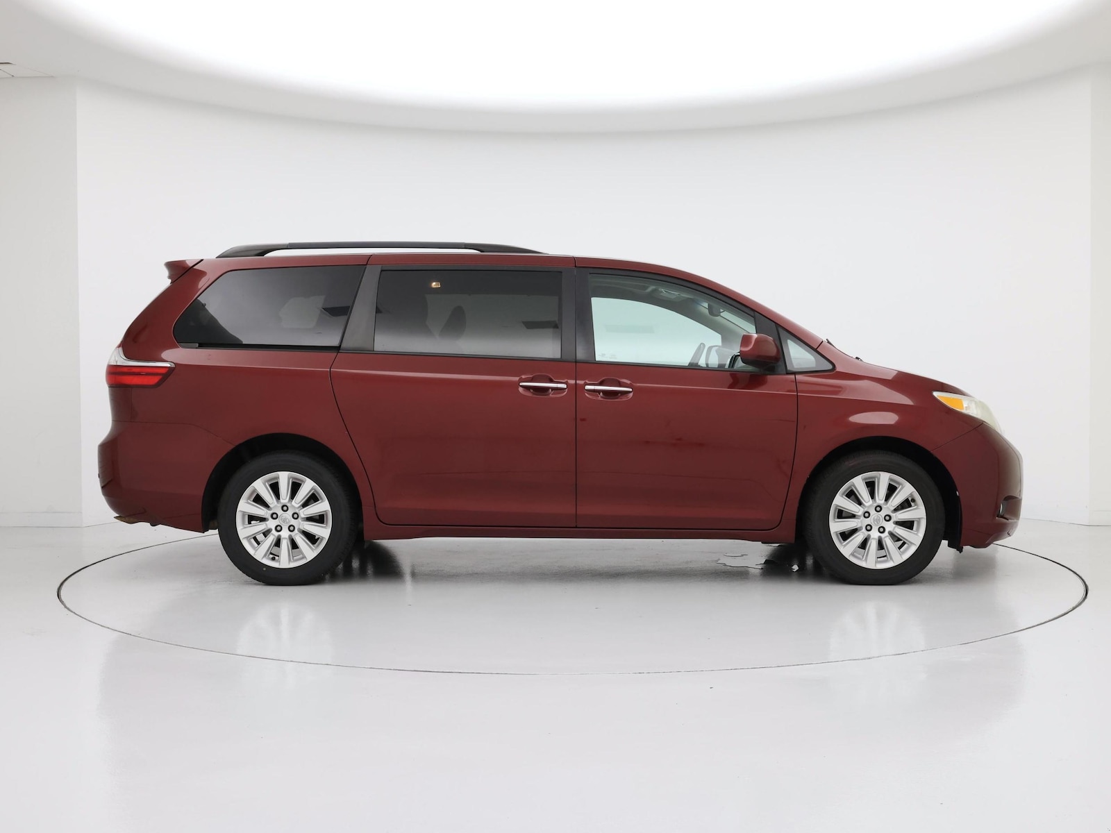 2015 Toyota Sienna XLE Premium - Photo 8