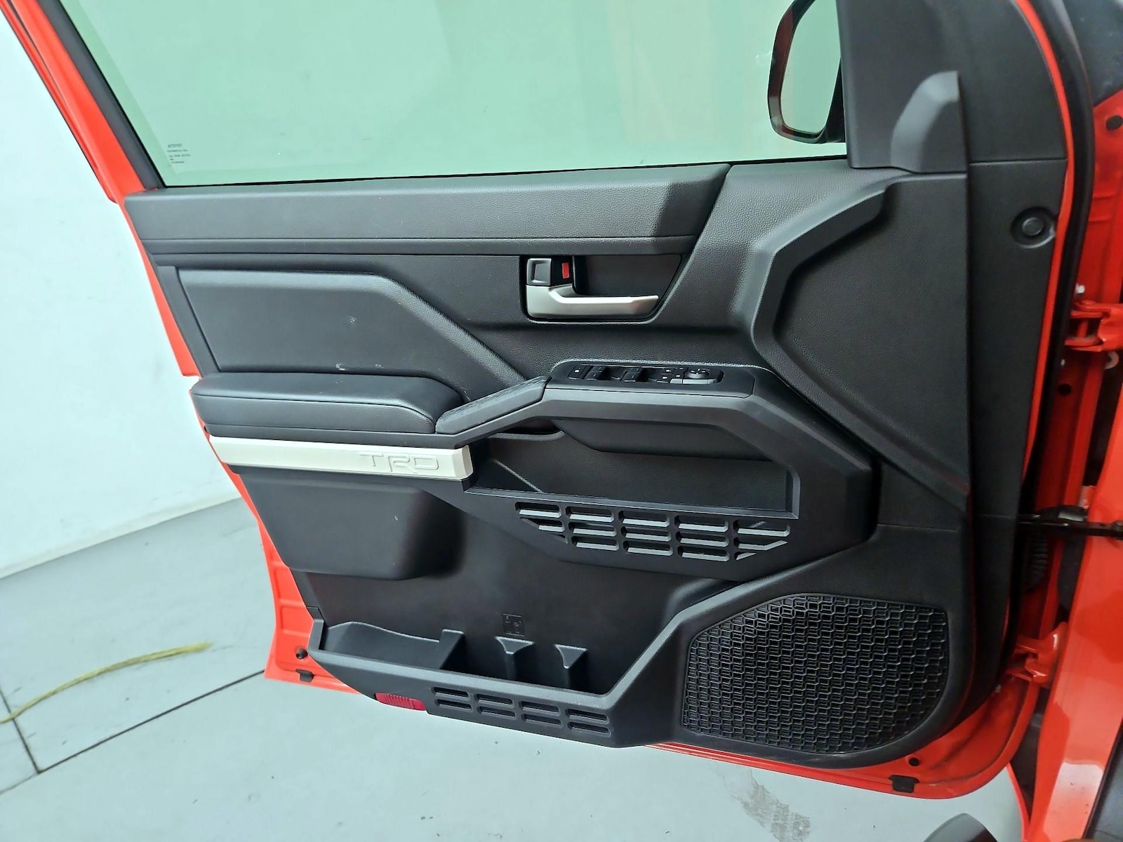 2024 Toyota Tacoma SR5 - Photo 13
