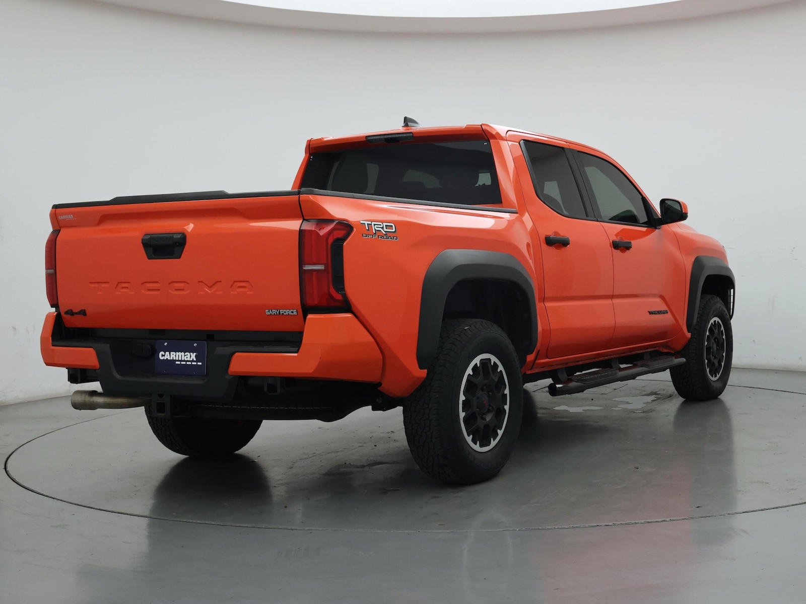 2024 Toyota Tacoma SR5 - Photo 9