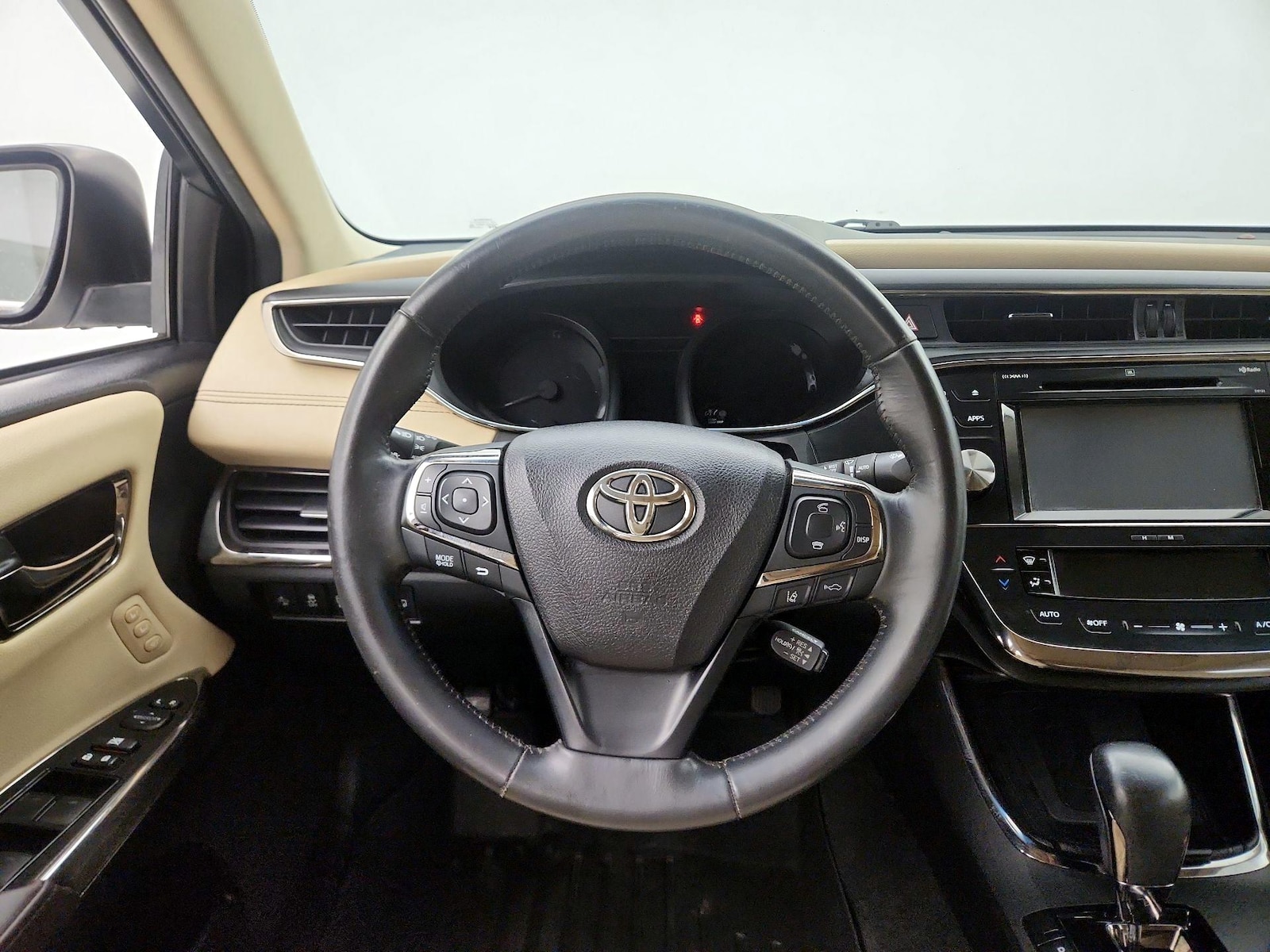 2016 Toyota Avalon Limited - Photo 11