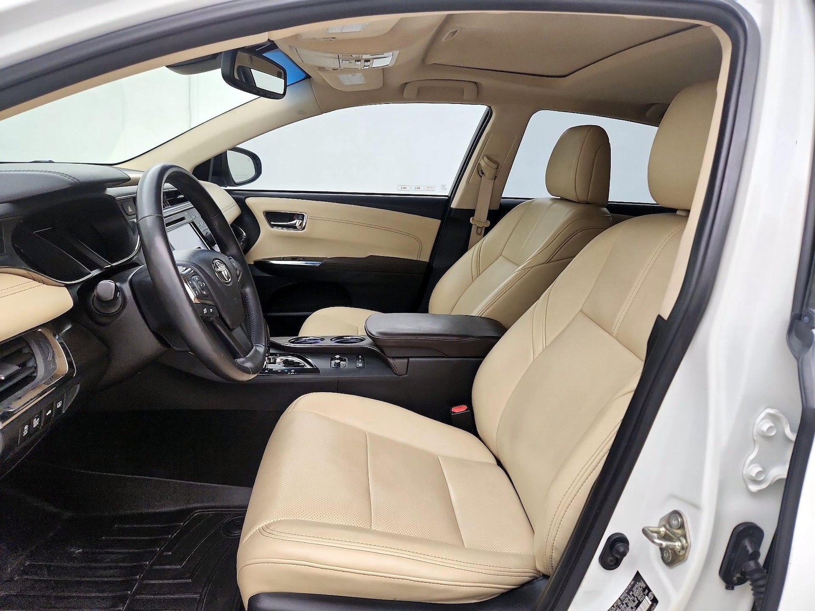 2016 Toyota Avalon Limited - Photo 12