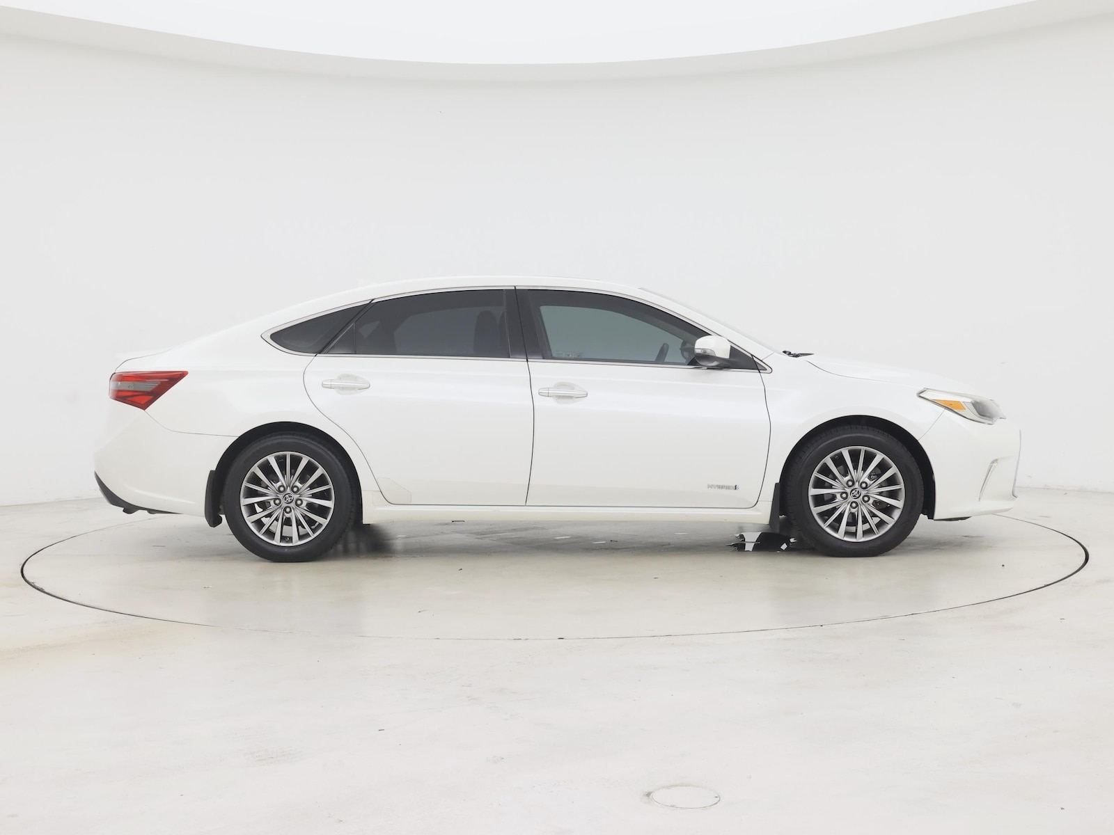 2016 Toyota Avalon Limited - Photo 8