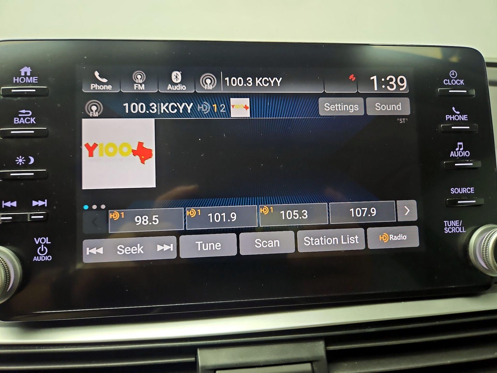 2019 Honda Accord EX-L - Photo 16