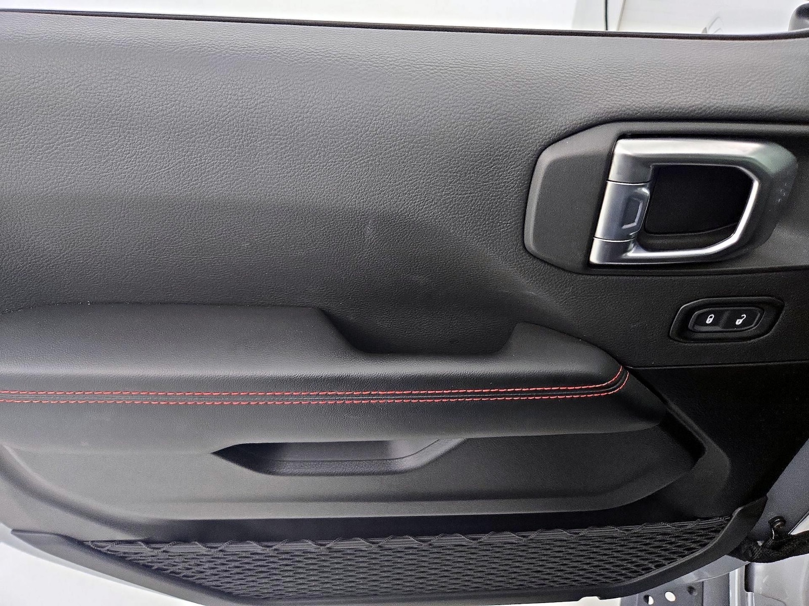2024 Jeep Wrangler 4-Door Rubicon X - Photo 13