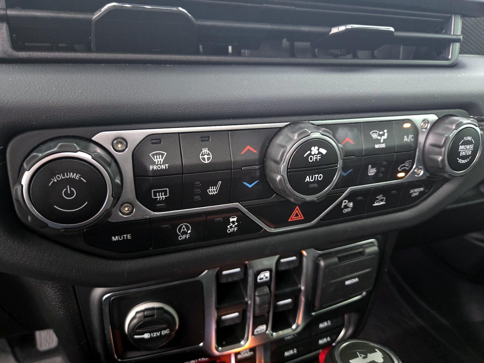2024 Jeep Wrangler 4-Door Rubicon X - Photo 18