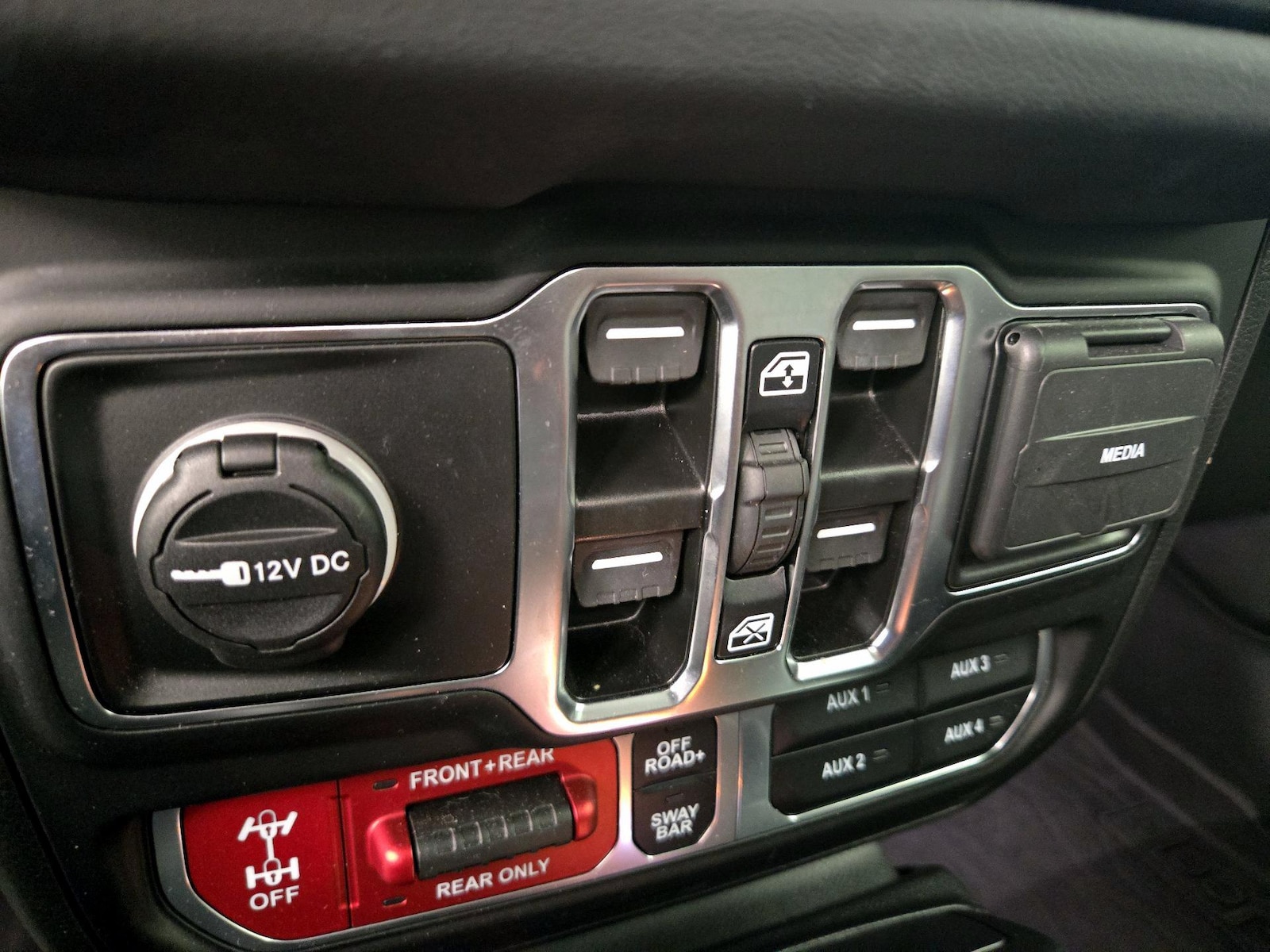 2024 Jeep Wrangler 4-Door Rubicon X - Photo 20