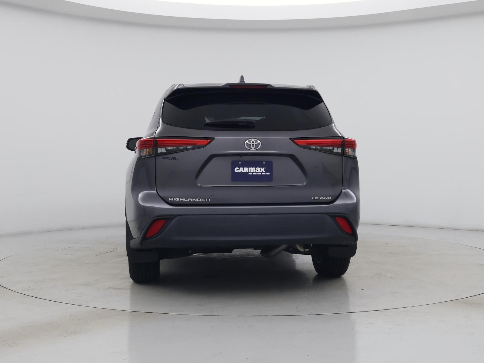 2021 Toyota Highlander LE - Photo 7