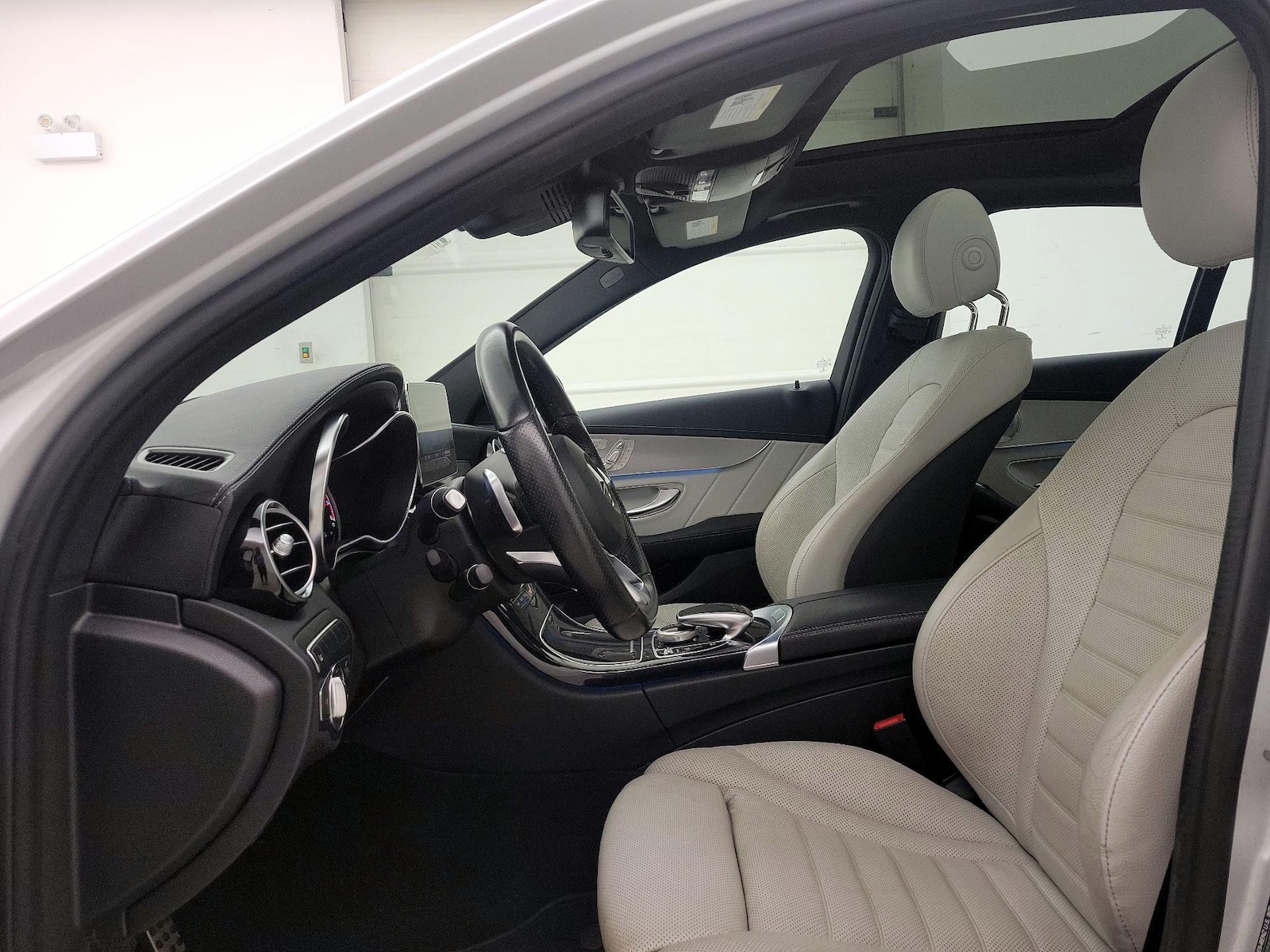 2018 Mercedes-Benz C-Class Sedan AMG C43 - Photo 12