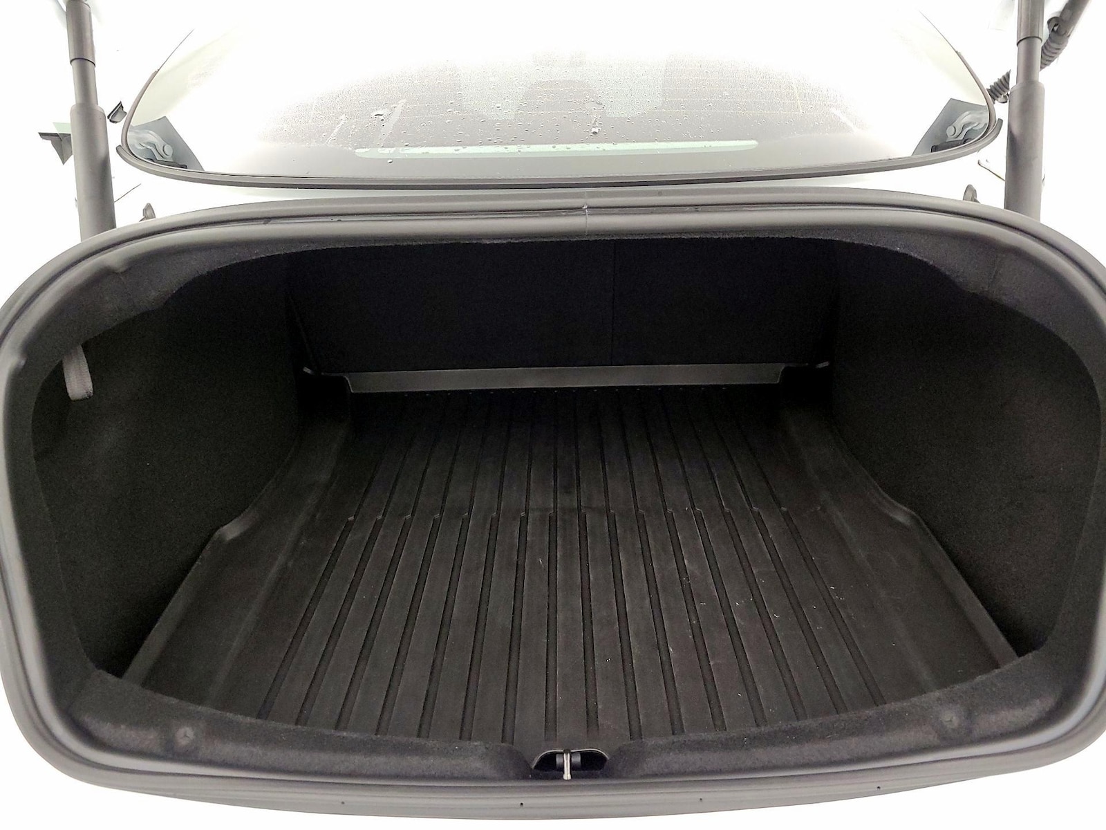2025 Tesla Model 3 Long Range - Photo 20