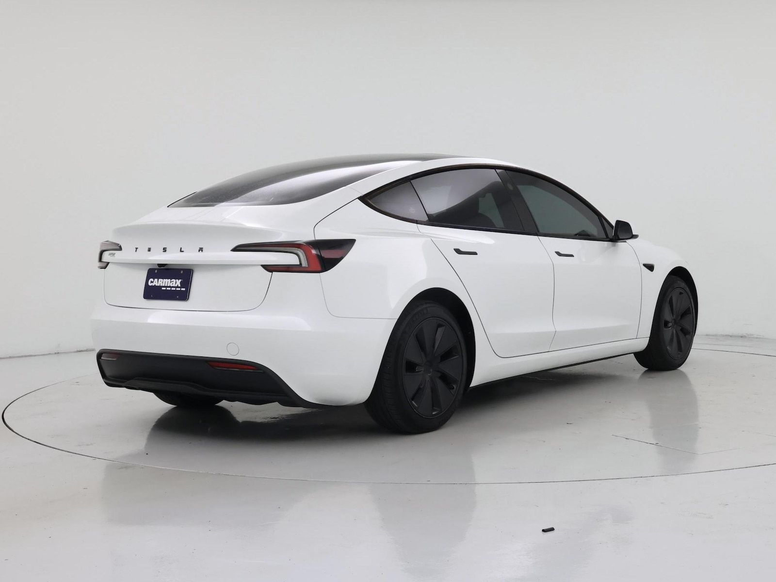 2025 Tesla Model 3 Long Range - Photo 9