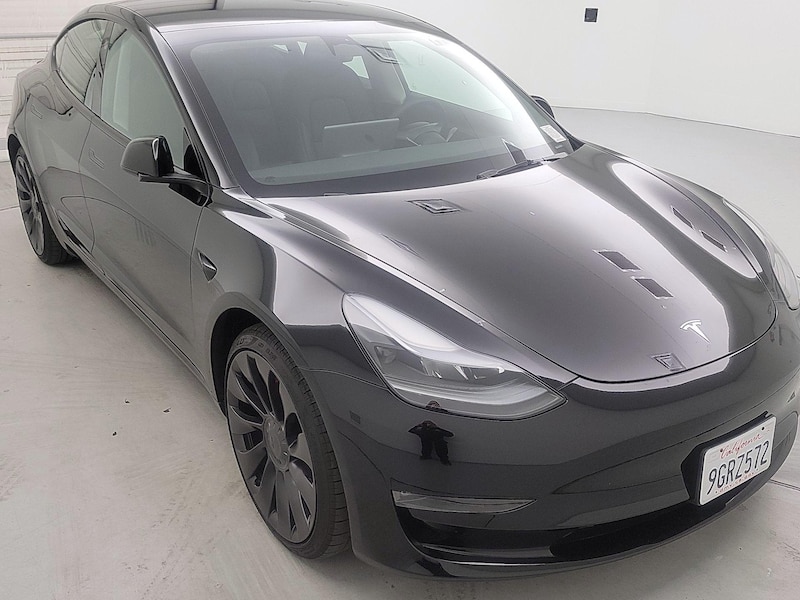 2023 Tesla Model 3 Performance