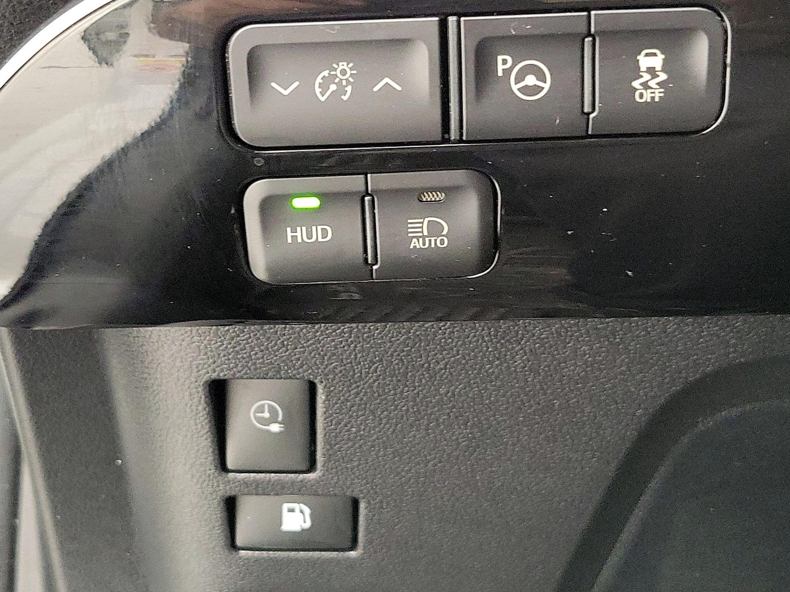 2017 Toyota Prius Prime Advanced - Photo 14