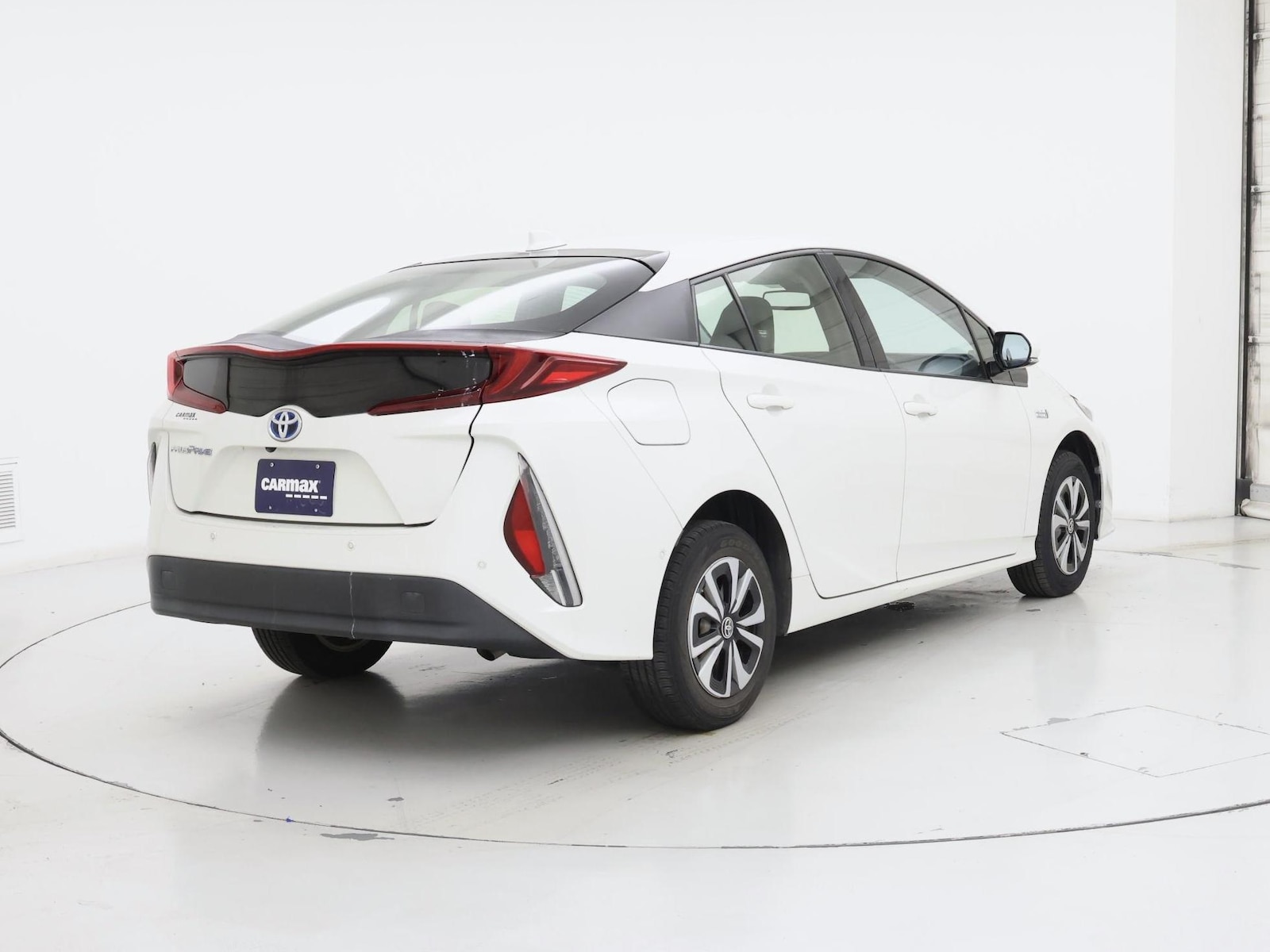 2017 Toyota Prius Prime Advanced - Photo 9