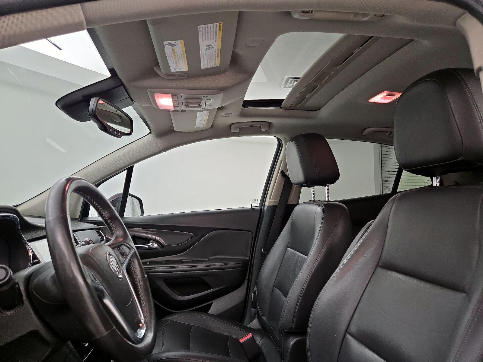 Sunroof(s) & Overhead Airbags
