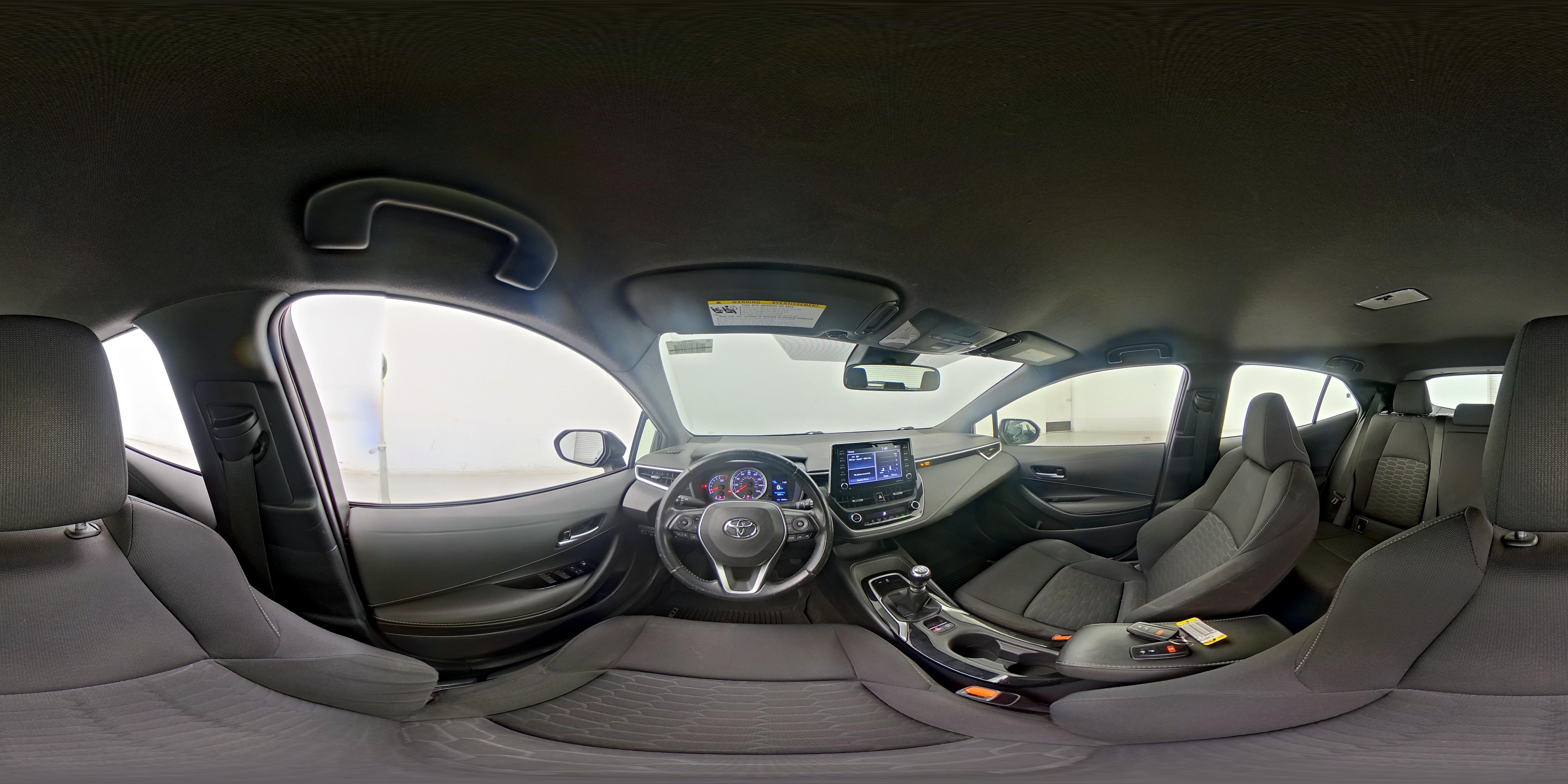 2020 Toyota Corolla Hatchback SE - Photo 25