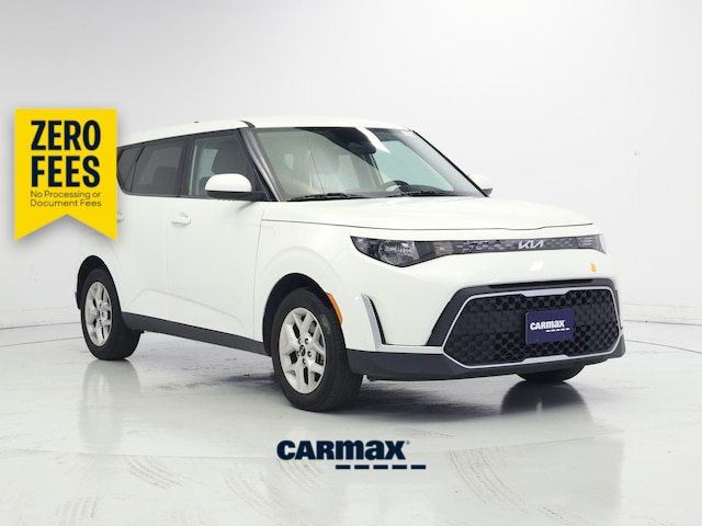 White 2024 Kia Soul SUV / Crossover Front-Wheel Drive Automatic
