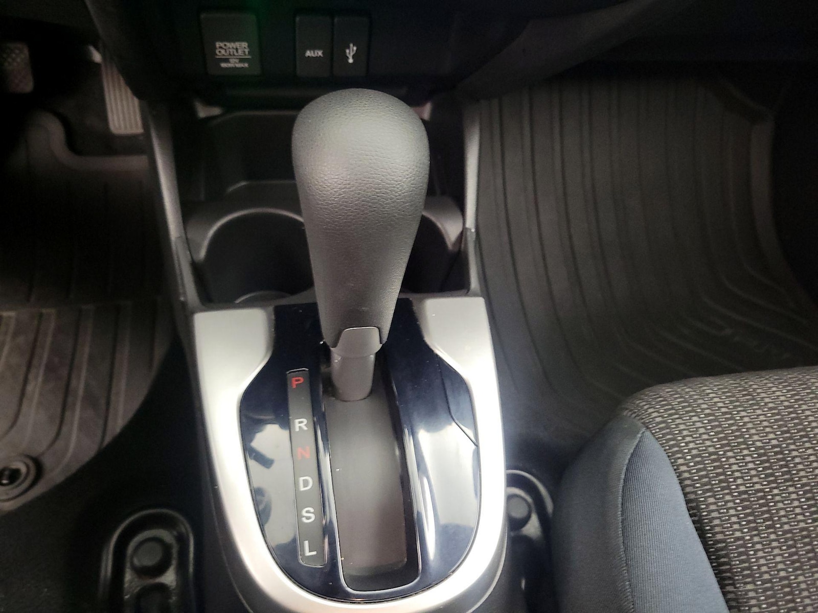 2016 Honda Fit LX - Photo 18